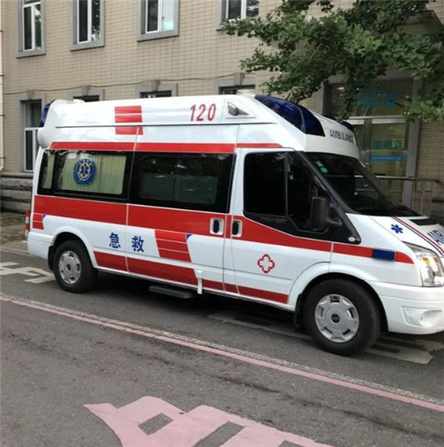 鹿寨选择我们的救护车出租,开启安心转院之旅